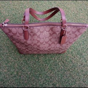 Coach Classic Shoulder Bag